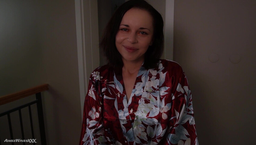 AimeeWavesXXX - stepMommy Won't Let you Go
