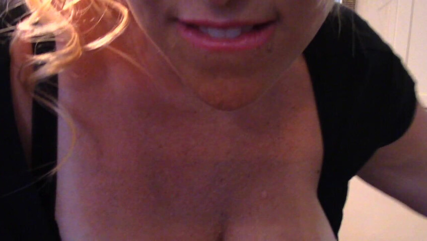 Dirty Princess - Virtual Sex with step-Mom POV