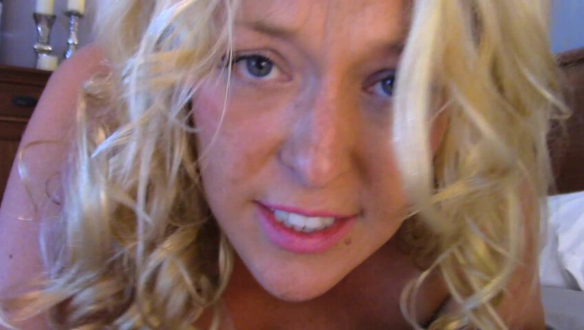 Dirty Princess - Virtual Sex with step-Mom POV