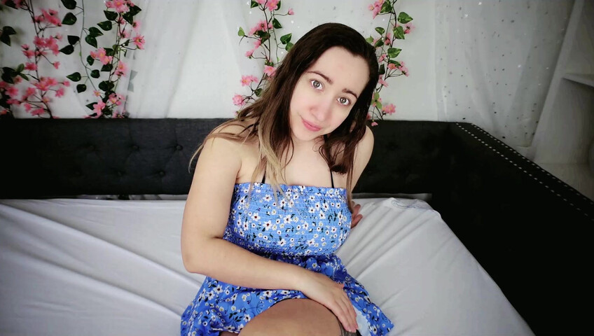 Lalunalewd - Mommy Begs for a Breeding