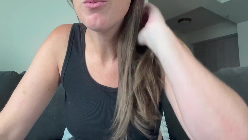 Nicolette Bloom - Son Humps His Mommys Pussy