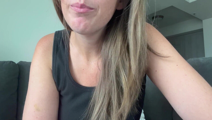 Nicolette Bloom - Son Humps His Mommys Pussy