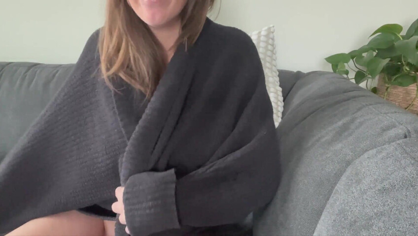 Nicolette Bloom - Son Humps His Mommys Pussy