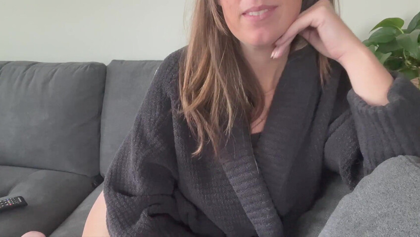 Nicolette Bloom - Son Humps His Mommys Pussy