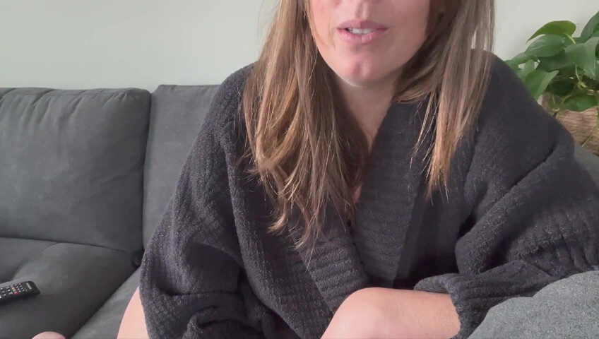 Nicolette Bloom - Son Humps His Mommys Pussy