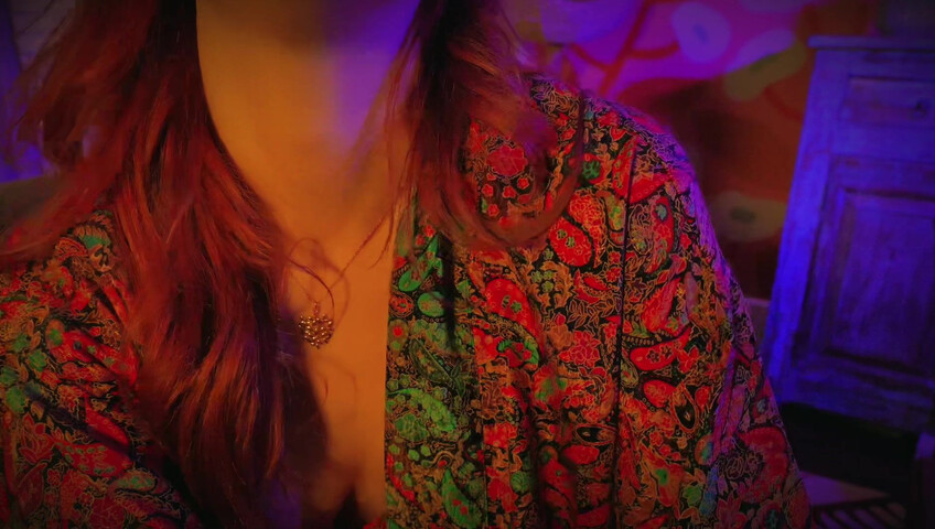 Olive Wood - Mommy, Theres Something in My Ass 2