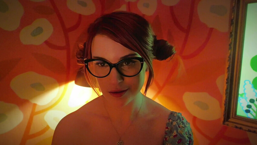 Olive Wood - Sis Needs You to Help Mommy