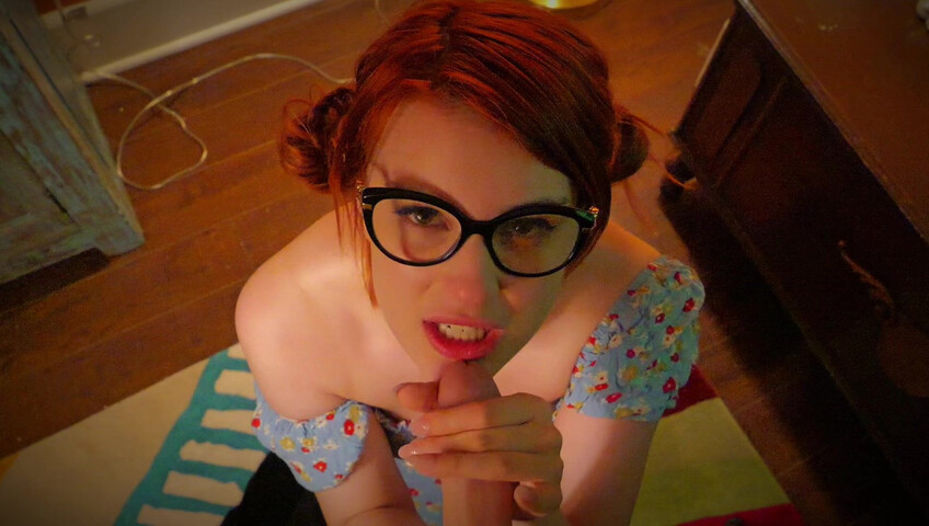 Olive Wood - Sis Needs You to Help Mommy