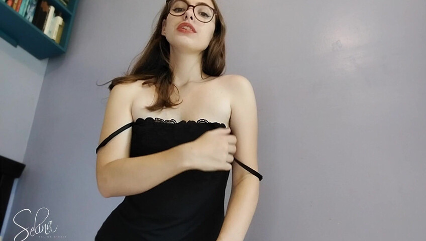 Selina O Hair - Cheating Mommy Wants Your Small Cock