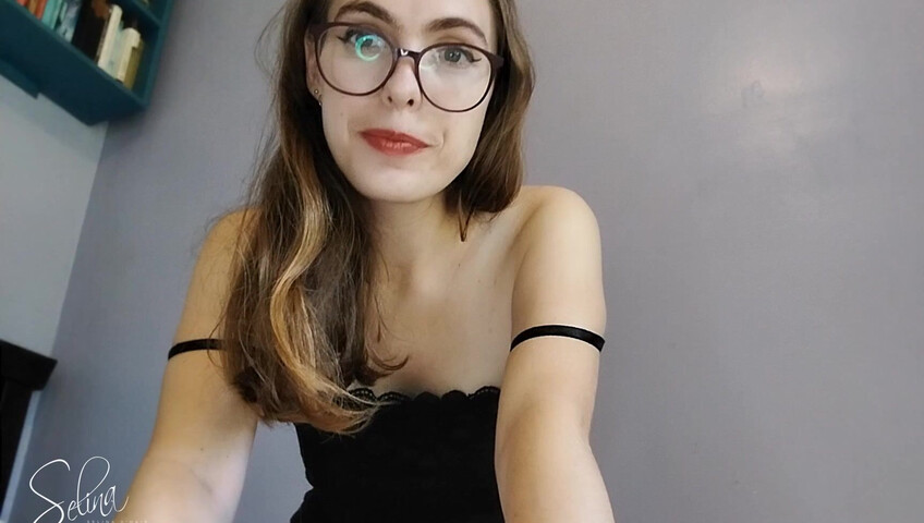 Selina O Hair - Cheating Mommy Wants Your Small Cock