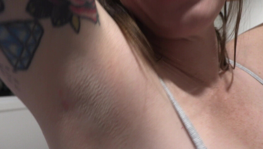 Yogabella - Unshowered Free Use Mommy