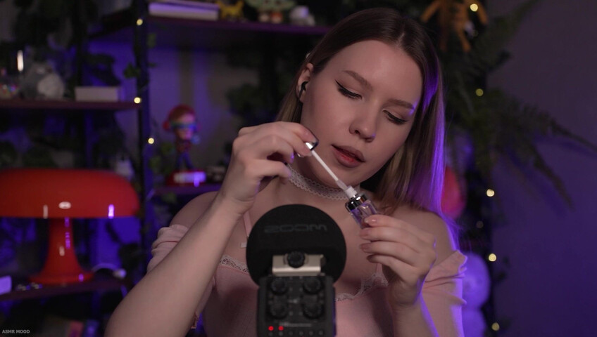 Mood ASMR - 10 May 2026 - ASMR 100 Layers of Lip Gloss | Mouth Sounds