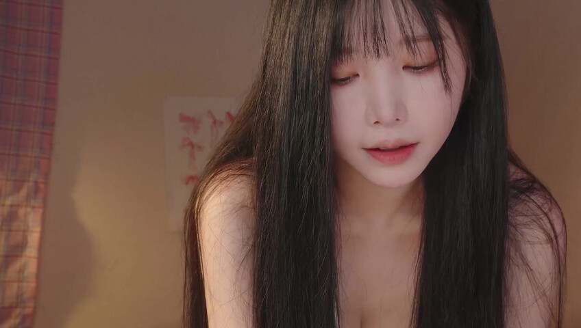 ASMR Yoon Ying - 10 May 2026 - Lotion Massage to Soothe My Younger Boyfriend Who Can’t Sleep | 잠 못드는 연하남친 달래주는 로션마사지