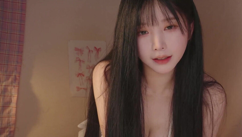 ASMR Yoon Ying - 10 May 2026 - Lotion Massage to Soothe My Younger Boyfriend Who Can’t Sleep | 잠 못드는 연하남친 달래주는 로션마사지