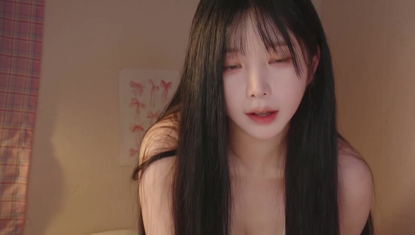 ASMR Yoon Ying - 10 May 2026 - Lotion Massage to Soothe My Younger Boyfriend Who Can’t Sleep | 잠 못드는 연하남친 달래주는 로션마사지