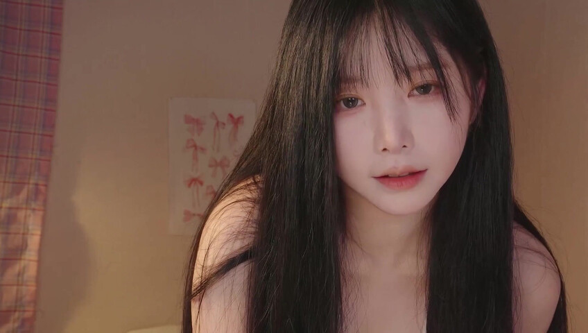ASMR Yoon Ying - 10 May 2026 - Lotion Massage to Soothe My Younger Boyfriend Who Can’t Sleep | 잠 못드는 연하남친 달래주는 로션마사지