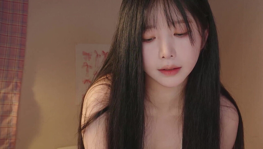 ASMR Yoon Ying - 10 May 2026 - Lotion Massage to Soothe My Younger Boyfriend Who Can’t Sleep | 잠 못드는 연하남친 달래주는 로션마사지