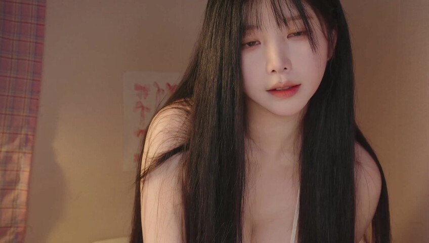 ASMR Yoon Ying - 10 May 2026 - Lotion Massage to Soothe My Younger Boyfriend Who Can’t Sleep | 잠 못드는 연하남친 달래주는 로션마사지