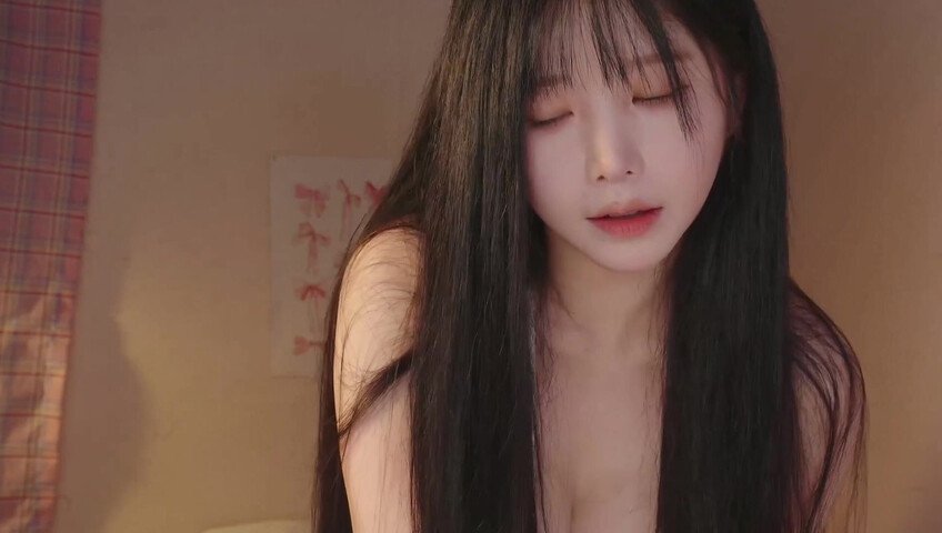 ASMR Yoon Ying - 10 May 2026 - Lotion Massage to Soothe My Younger Boyfriend Who Can’t Sleep | 잠 못드는 연하남친 달래주는 로션마사지