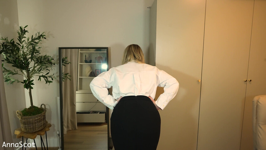 Anna Scot - Hijacked - Stepmom Female Training​