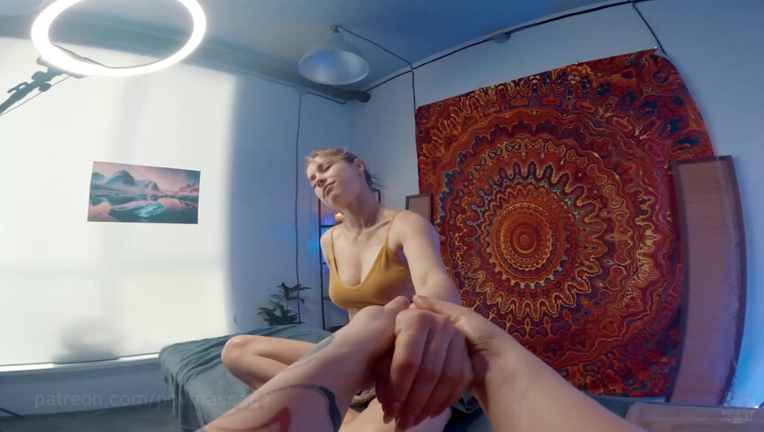 ASMR-Massage – 11. Mai 2026 – Entspannende Schultermassage auf dem Tisch von Yolana (POV-Perspektive auf Casandra D)