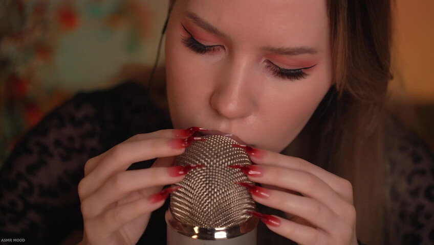 ASMR MOOD - Mic Scratching & Licking, Very Close