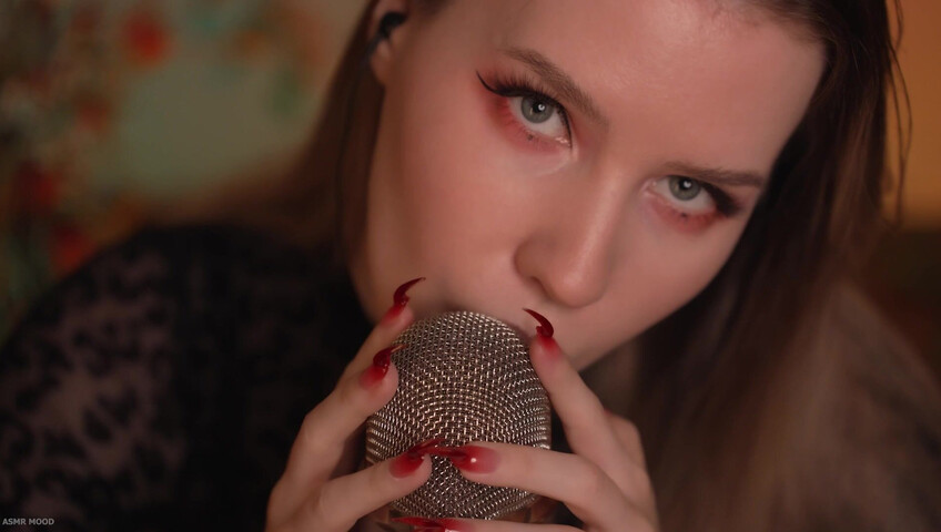 ASMR MOOD - Mic Scratching & Licking, Very Close