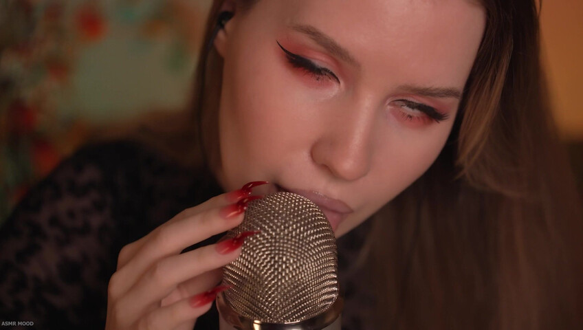 ASMR MOOD - Mic Scratching & Licking, Very Close
