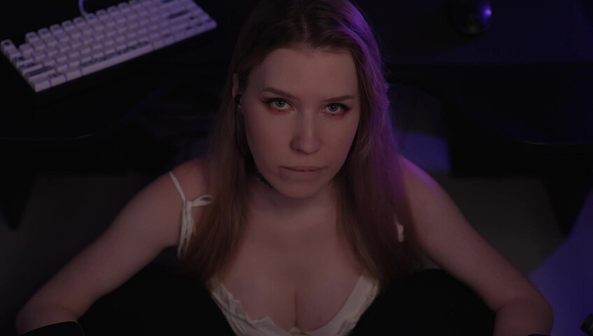 ASMR MOOD - I'm under your desk
