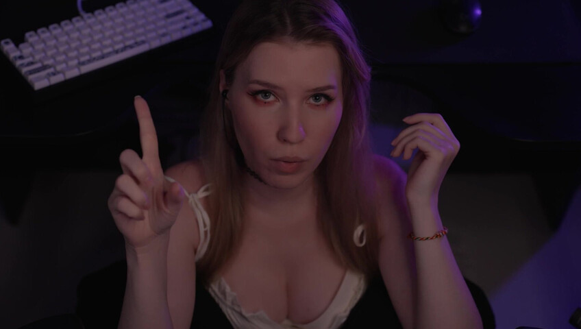 ASMR MOOD - I'm under your desk