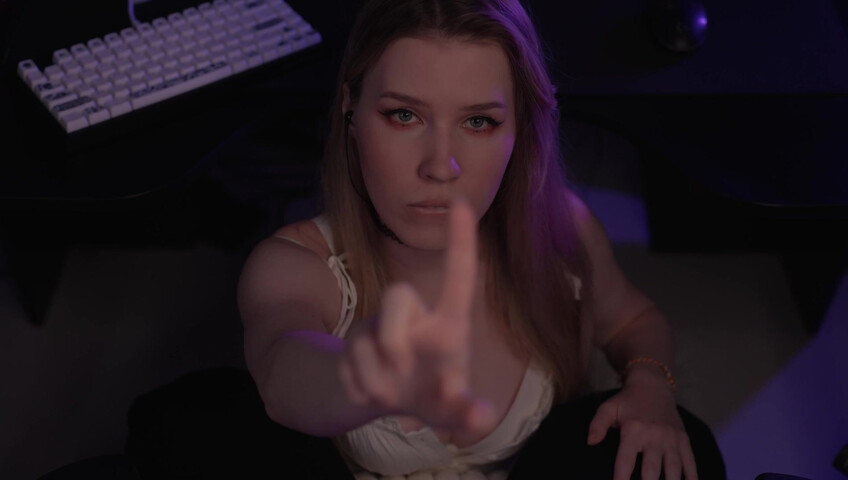ASMR MOOD - I'm under your desk