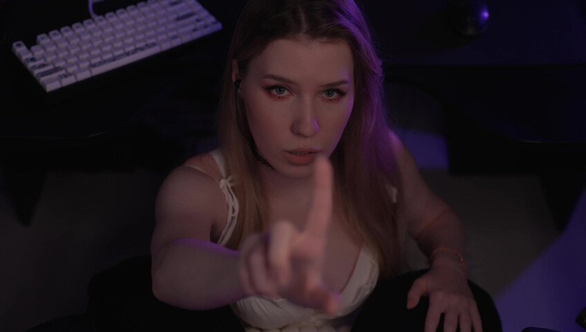 ASMR MOOD - I'm under your desk