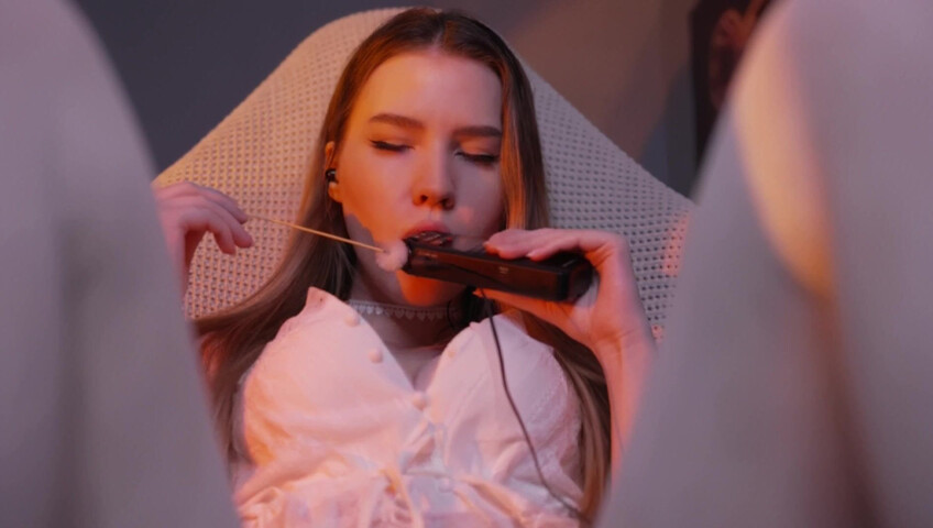 ASMR MOOD - Sensitive mouth sounds with tascam