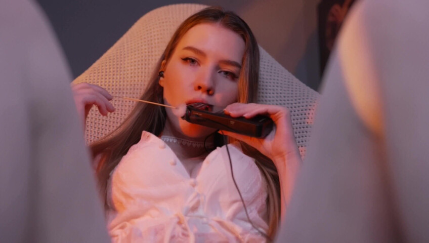 ASMR MOOD - Sensitive mouth sounds with tascam