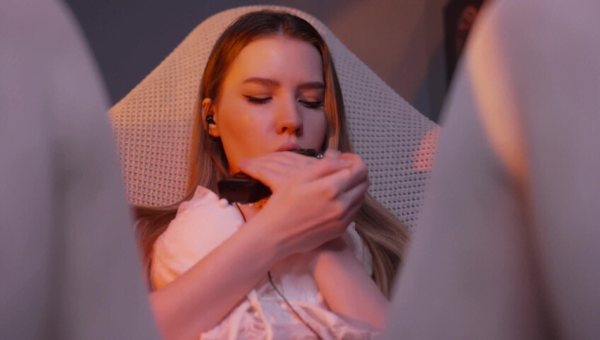 ASMR MOOD - Sensitive mouth sounds with tascam