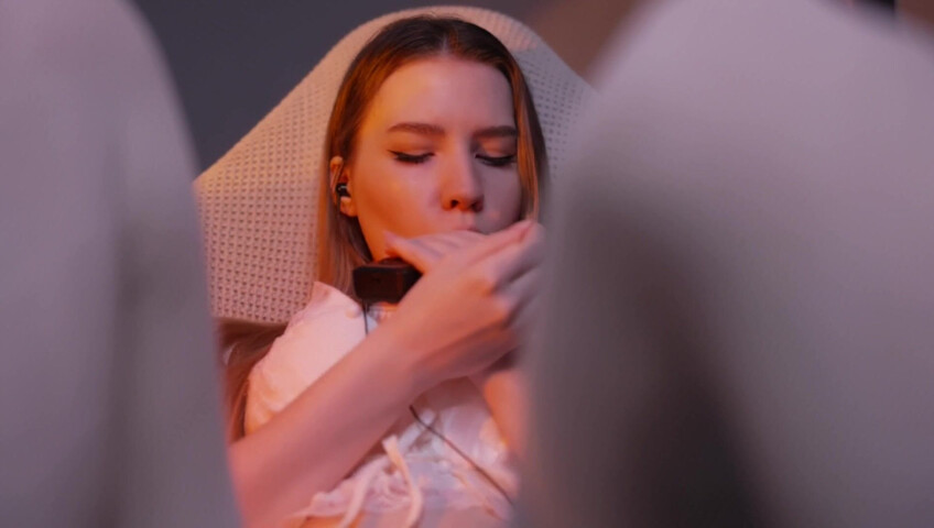 ASMR MOOD - Sensitive mouth sounds with tascam