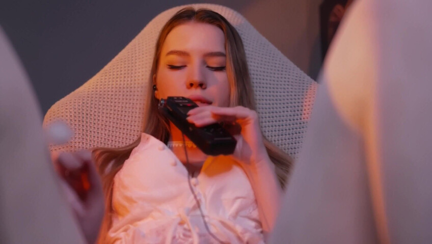 ASMR MOOD - Sensitive mouth sounds with tascam