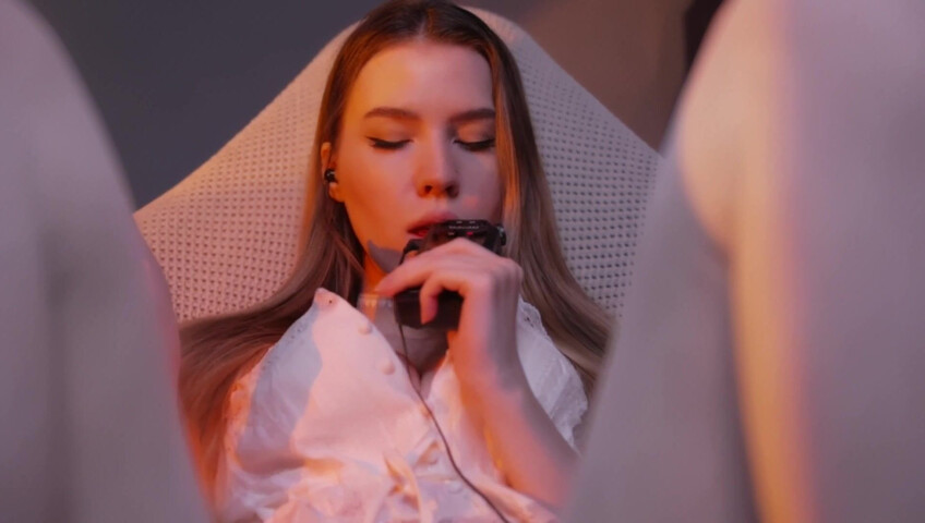 ASMR MOOD - Sensitive mouth sounds with tascam
