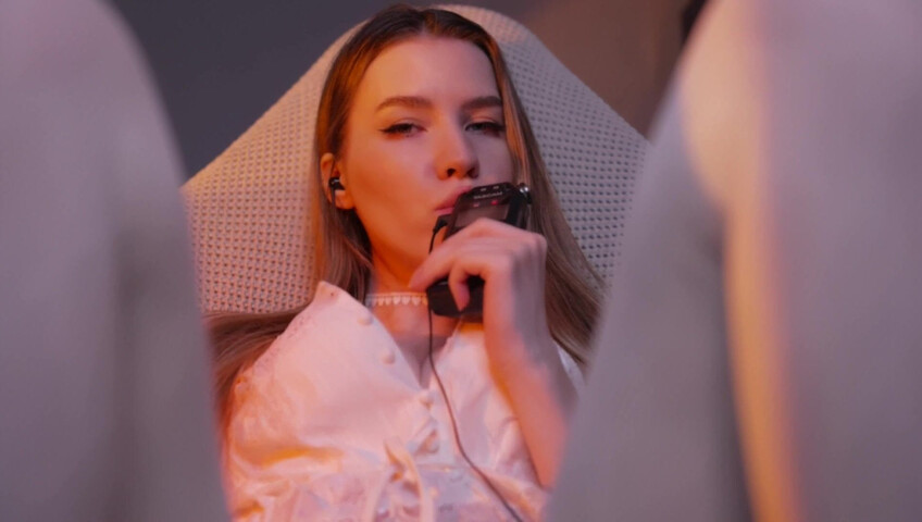 ASMR MOOD - Sensitive mouth sounds with tascam
