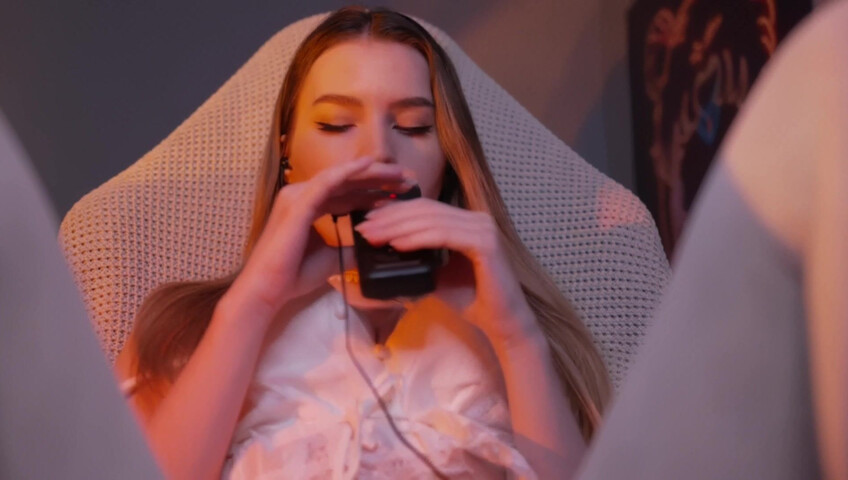 ASMR MOOD - Sensitive mouth sounds with tascam
