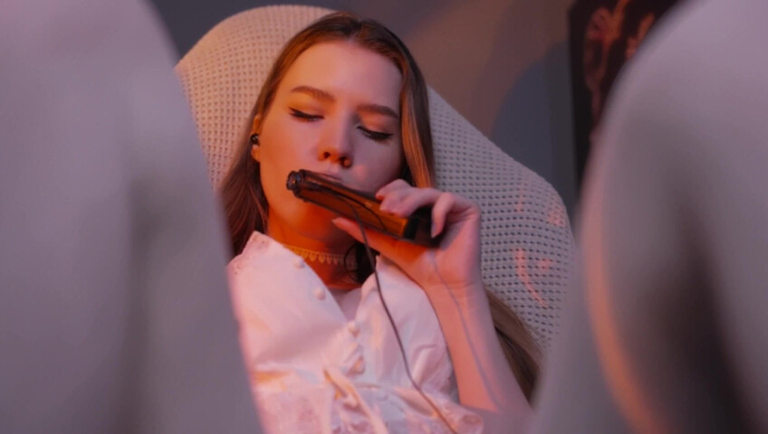 ASMR MOOD - Sensitive mouth sounds with tascam