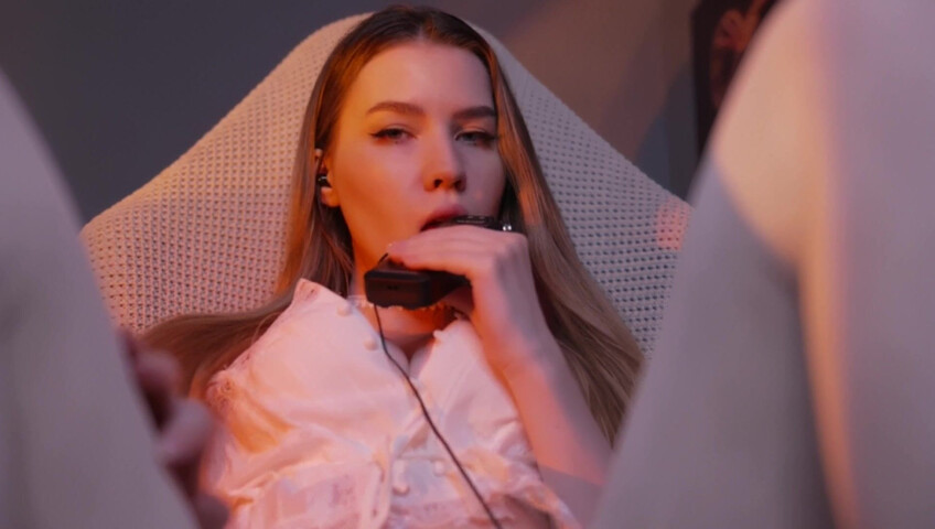 ASMR MOOD - Sensitive mouth sounds with tascam