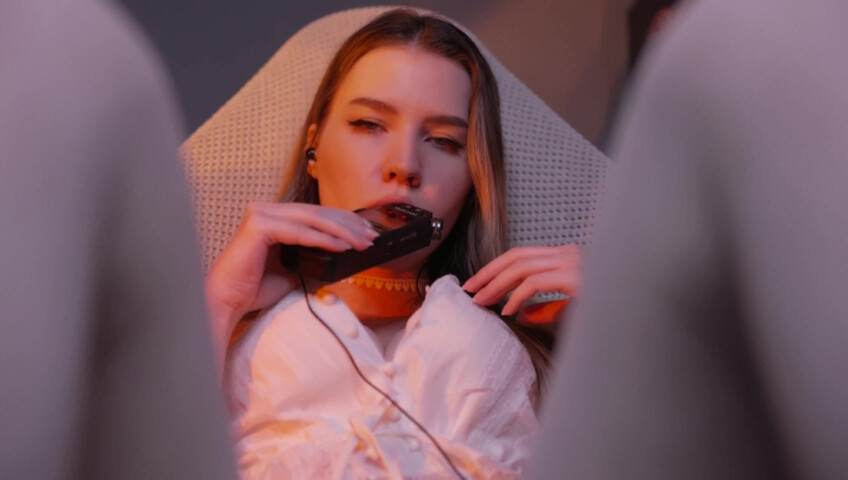 ASMR MOOD - Sensitive mouth sounds with tascam