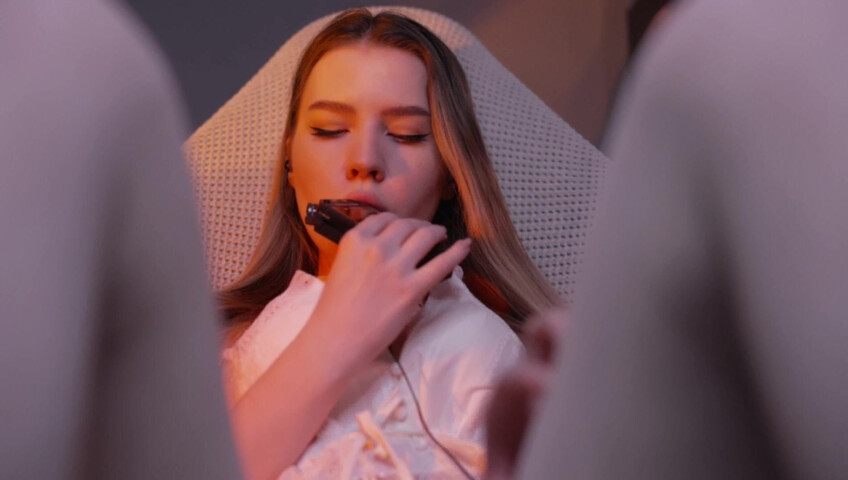 ASMR MOOD - Sensitive mouth sounds with tascam