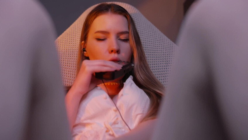ASMR MOOD - Sensitive mouth sounds with tascam