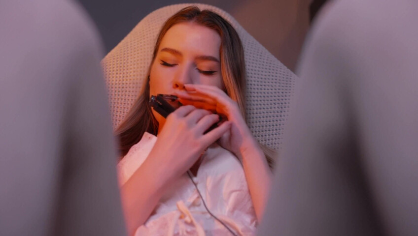 ASMR MOOD - Sensitive mouth sounds with tascam