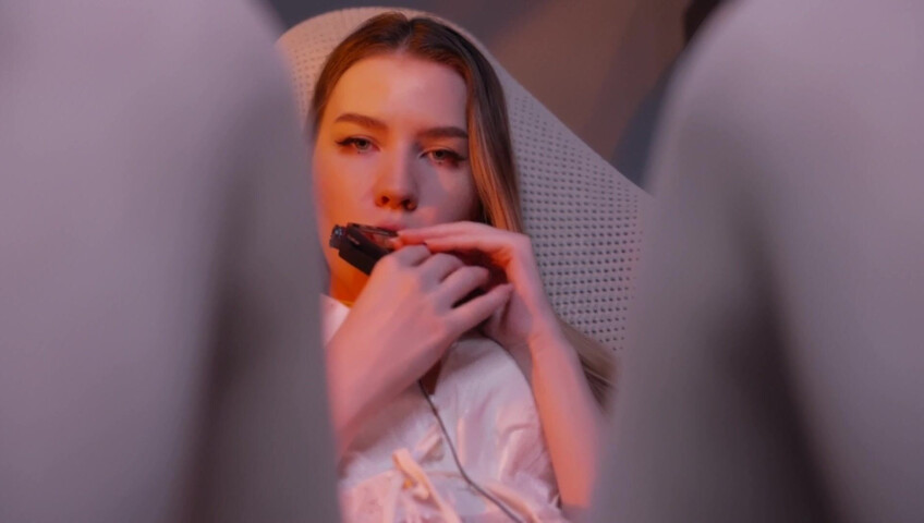 ASMR MOOD - Sensitive mouth sounds with tascam
