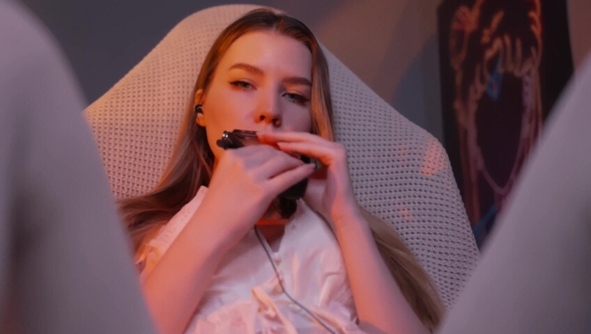 ASMR MOOD - Sensitive mouth sounds with tascam