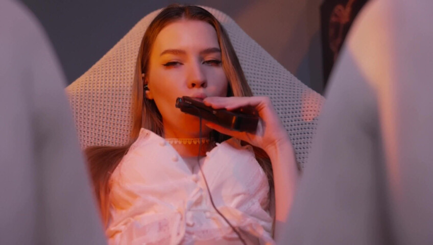ASMR MOOD - Sensitive mouth sounds with tascam