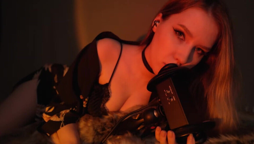 ASMR-Stimmung – Ich lecke deine Ohren in unserem Bett